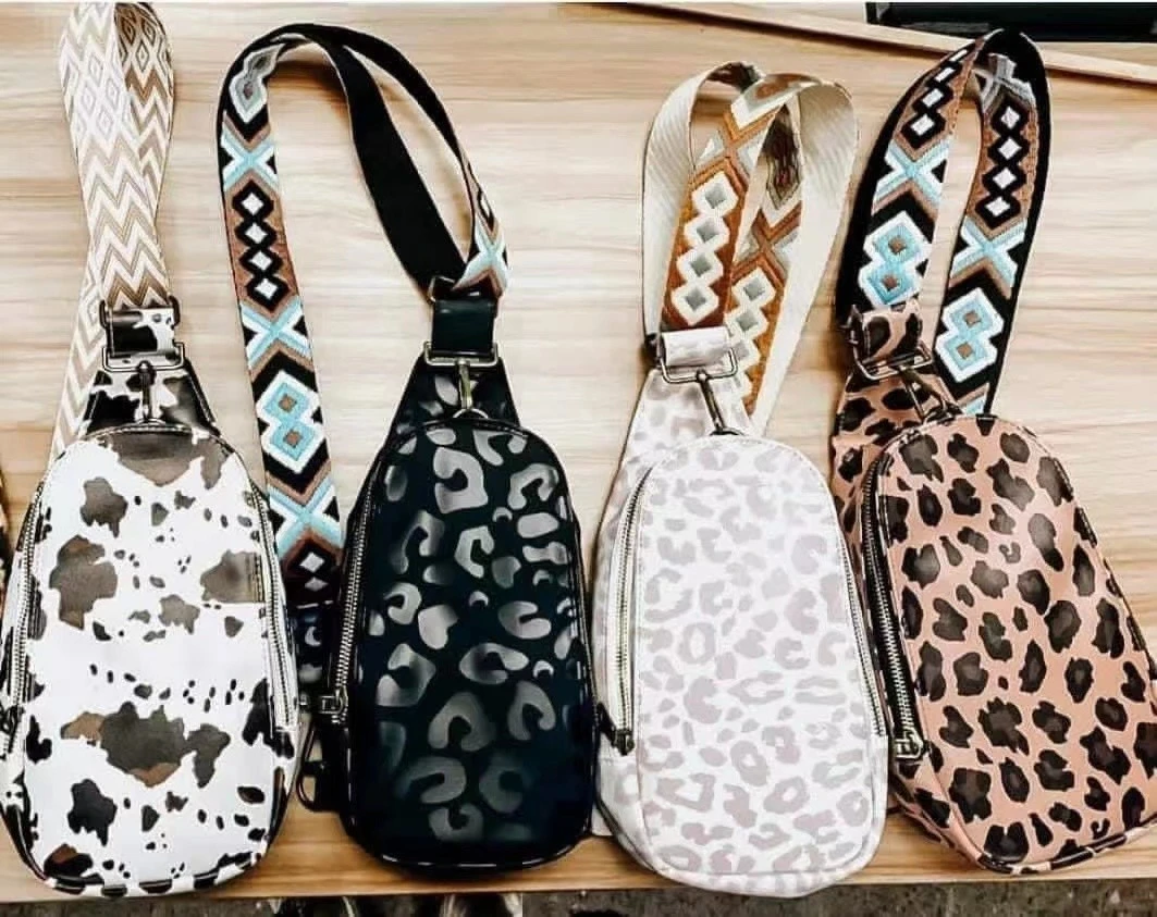 New Ladies Chest Bag PU Solid Color Crossbody Bag