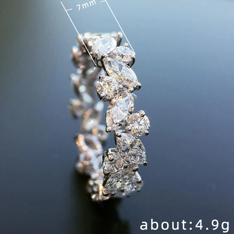 Creative Leaf-shaped Zircon Ring