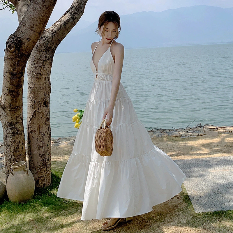 European And American Sexy Thin Big Backless Beach Dress Hanging