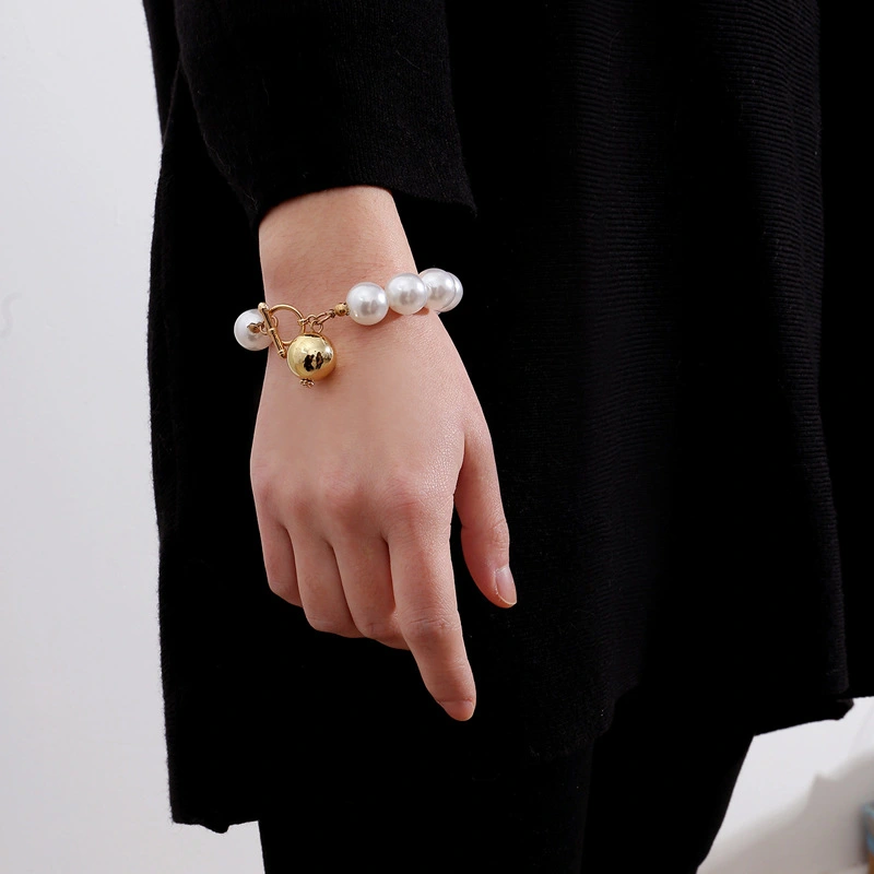 Female Sweet Simple OT Buckle Pearl Bracelet Alloy