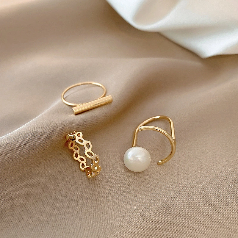 Fashion Simple Women's Metal Pearl Ring Set