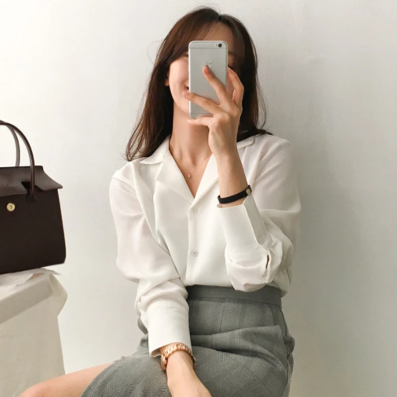 2023 NEW White chiffon shirt female, Korean version of professional jacket, design sense niche, long sleeve V-neck shirt