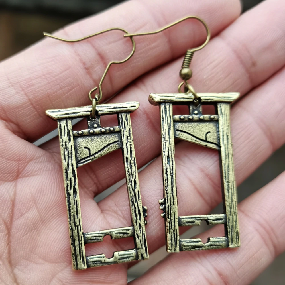 Guillotine Metal Earring Style Accessories European And American Fashion Jewelry