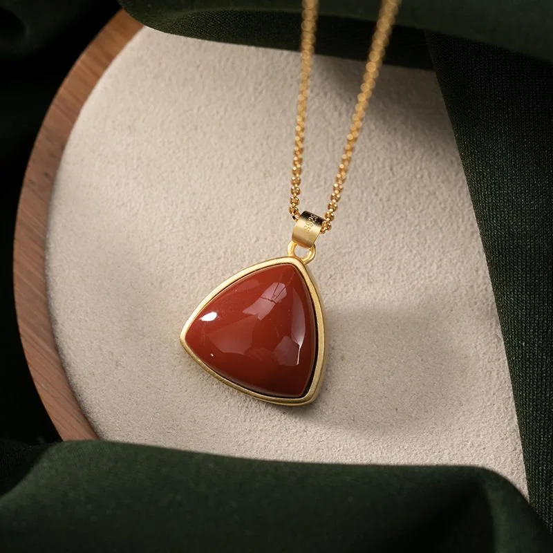 Natural And Tennant Red Pendant Necklace