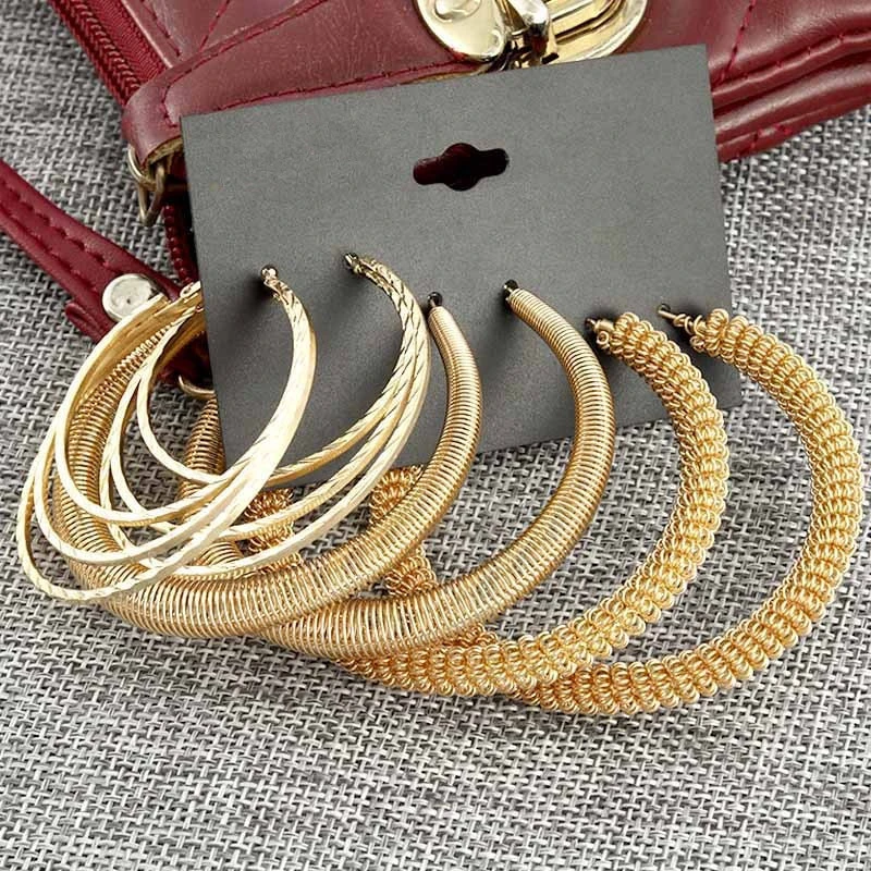 Personalized Simple Retro Golden Round Earrings Cross-border New Arrival Exaggerated Women's Ear Ring One Piece Dropshipping