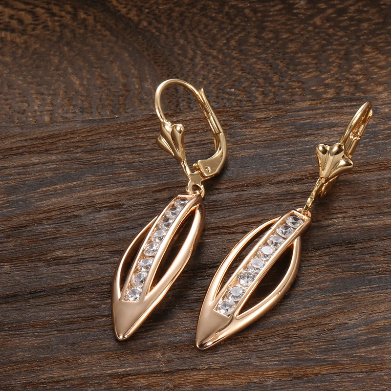 Exquisite Leaves Zirconia Earrings Female Fashion