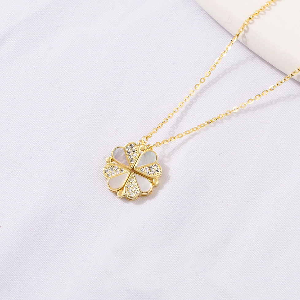 Lucky Necklace Design Light Luxury Love Clavicle Chain Women