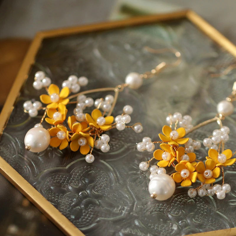 Retro Advanced Atmospheric Flower Pearls