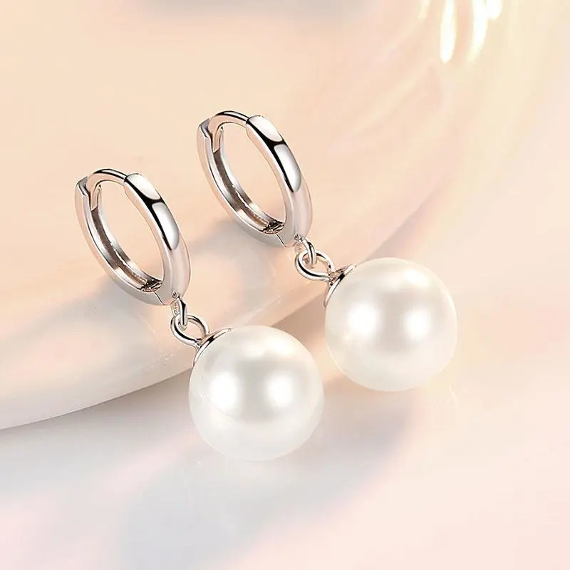 Pearl Earrings Temperament Simple And Light Luxury Female Ear Rings