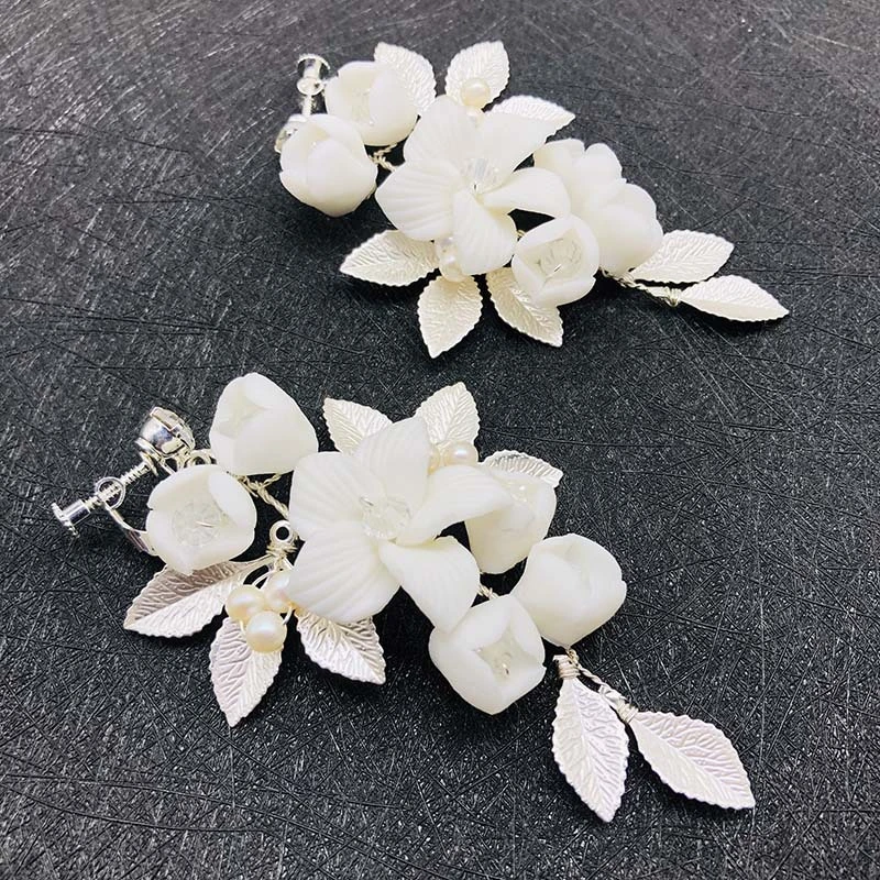 Women's Silver Ceramic Flower Wedding Ornament Earrings