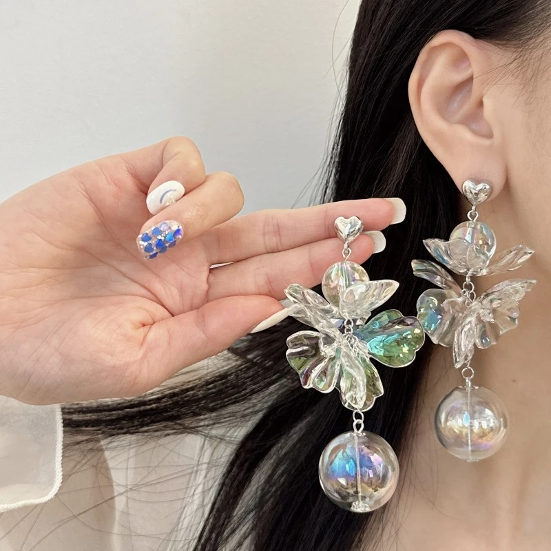 Exaggerated Fashion Flower Crystal Earrings