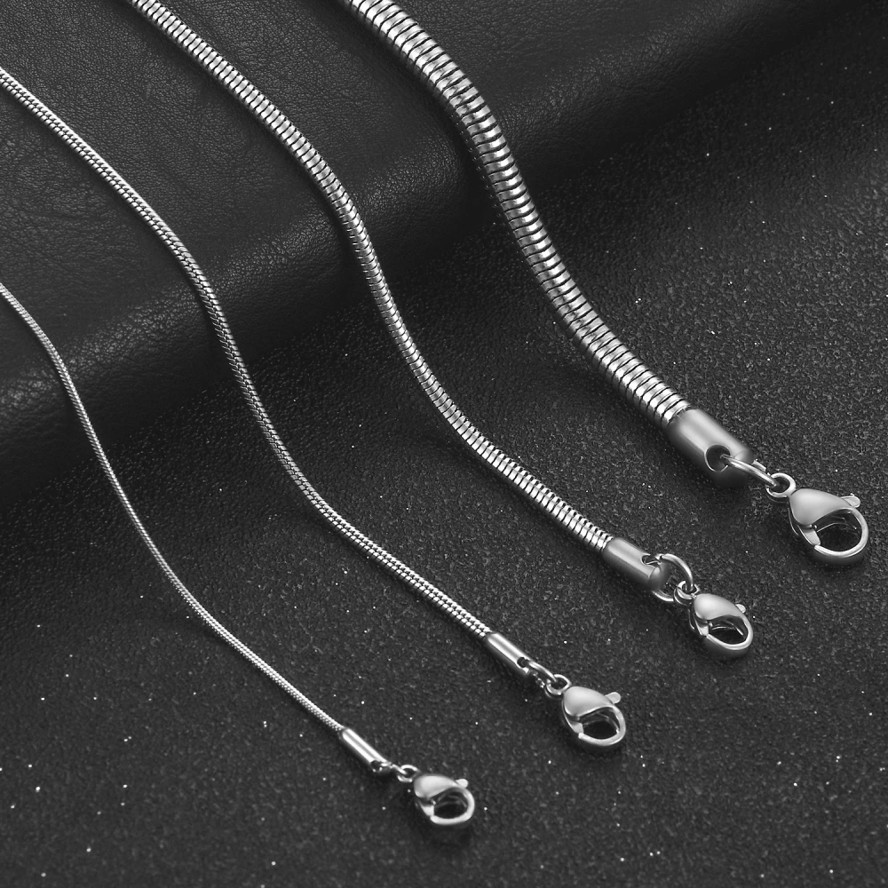 Stainless Steel Round Snake Bone Titanium Steel Jewelry With Simple And Versatile Chain Matching