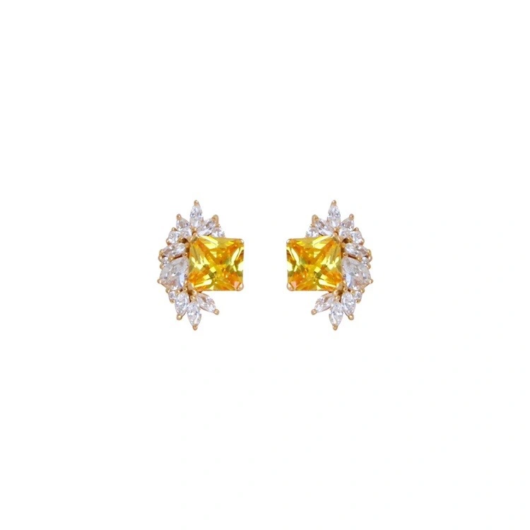 Yellow Diamond Temperament Versatile Female Earrings