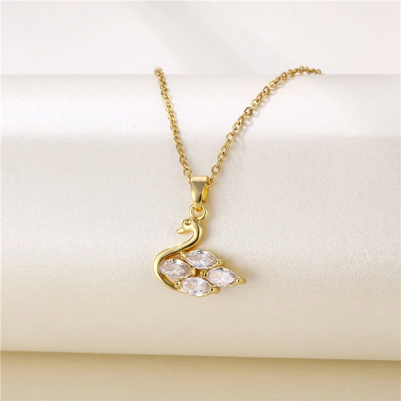 Micro-inlaid Full Rhinestone Zircon Gold Little Swan Pendant Women's Titanium Steel Clavicle Chain