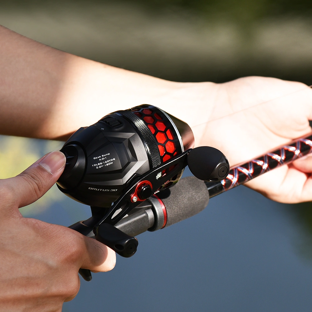 Fishing Reel Full Line Cup Built-in Lure