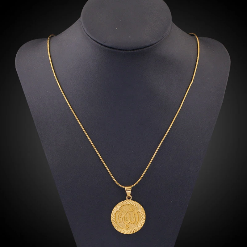 Men's Necklace With Circular Pattern Ala Pendant