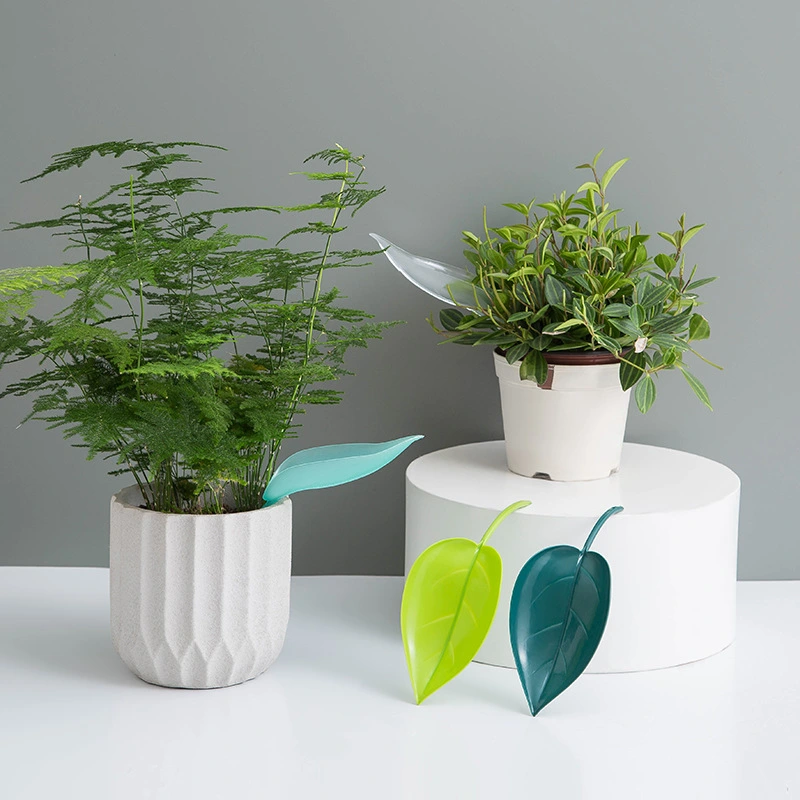 Creative Potted Plant Leaf Type Diversion Waterer