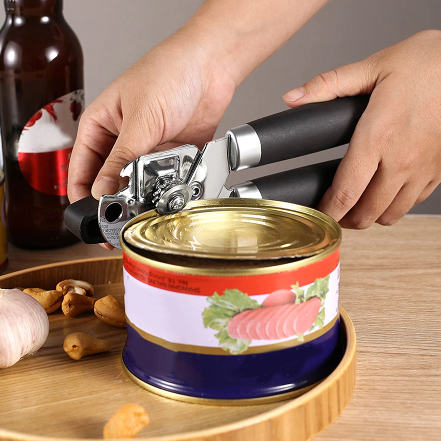 Manual Can Opener 3 in 1 Ergonomic Sharp Gear Side Cut Easy Turn Knob Bottle Opener Multifunctional Handheld Can Opener for Kitchen