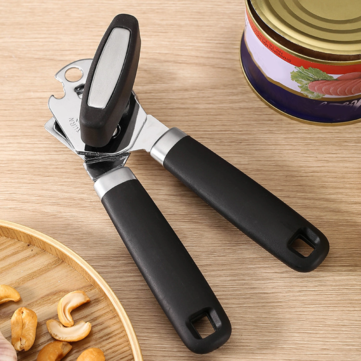 Manual Can Opener 3 in 1 Ergonomic Sharp Gear Side Cut Easy Turn Knob Bottle Opener Multifunctional Handheld Can Opener for Kitchen