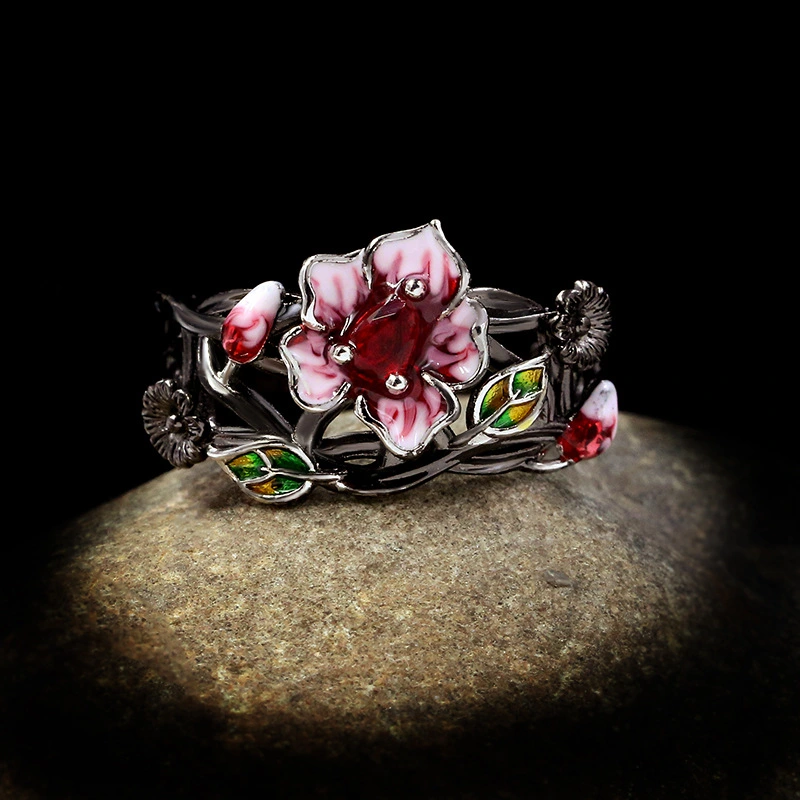 Black Gold Plated Two-tone Flower Ring Female