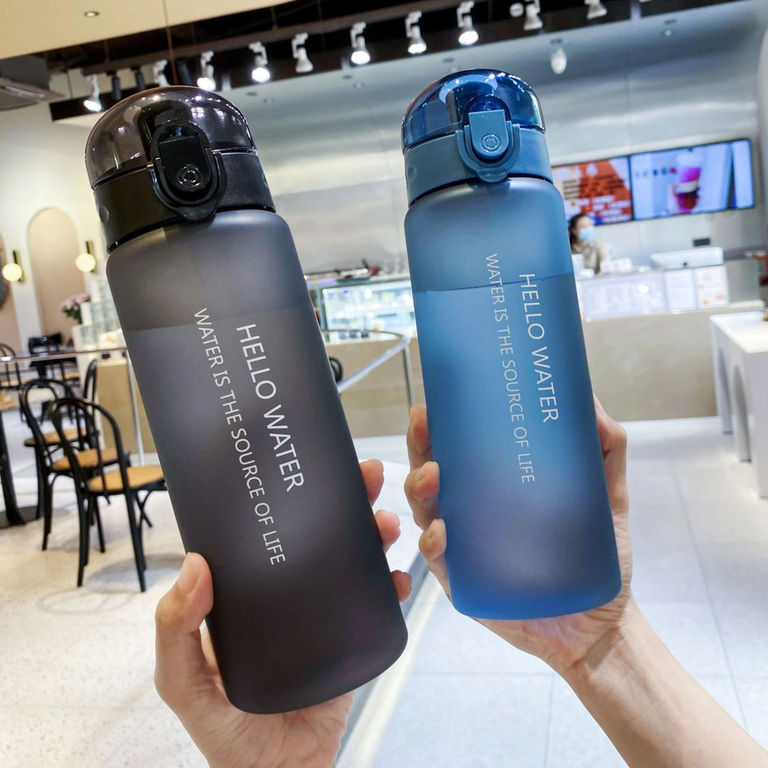 780ml Water Bottle Eco-friendly Leak-proof Plastic Milk Juice Sport Water Jug for Household