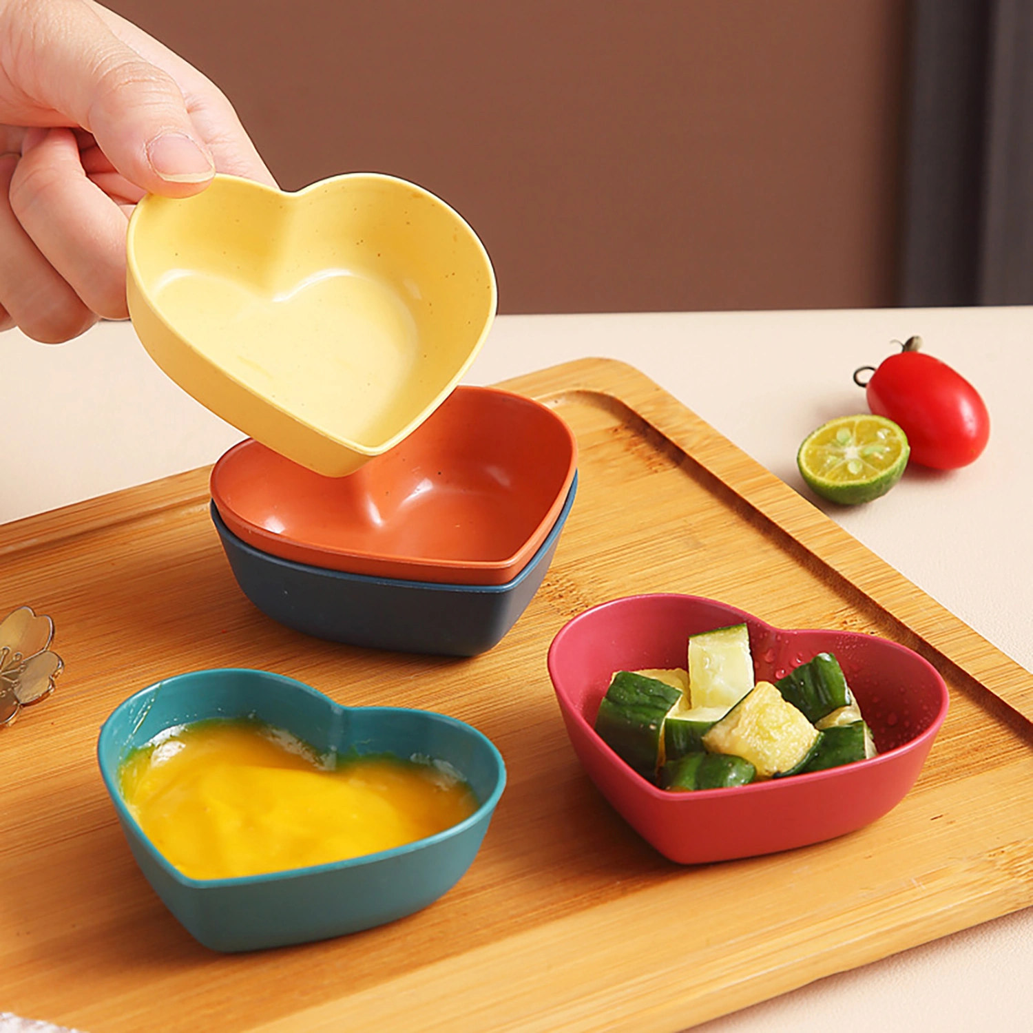 Dessert Dish Heart-shaped Stackable Drop Resistant Washable Sound Construction Pack Food Anti-deform Seasoning Plate for Dining Room