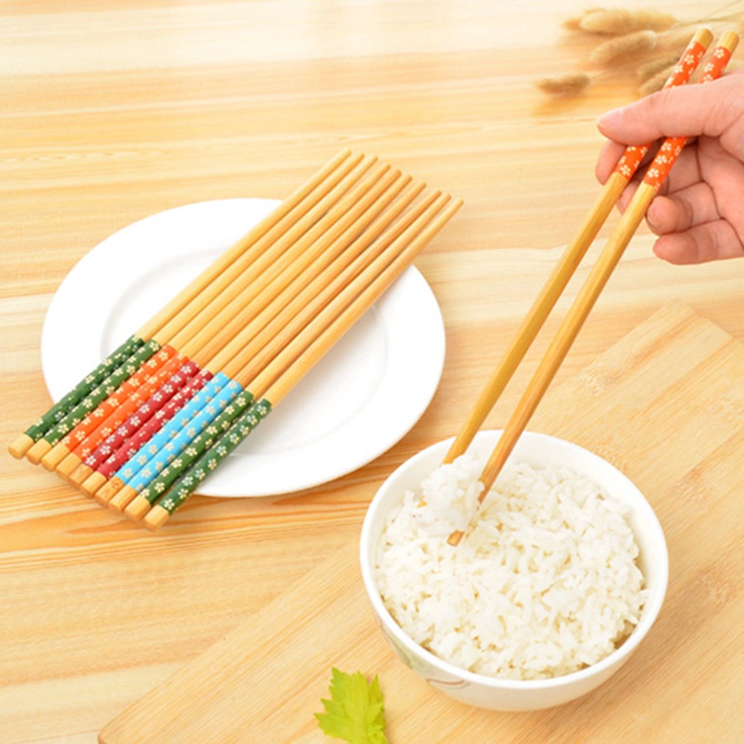 5 Pairs Food Chopsticks Environmental Friendly Convenient Lightweight Japanese Style Floral Wood Noodles Chopsticks for Hotel