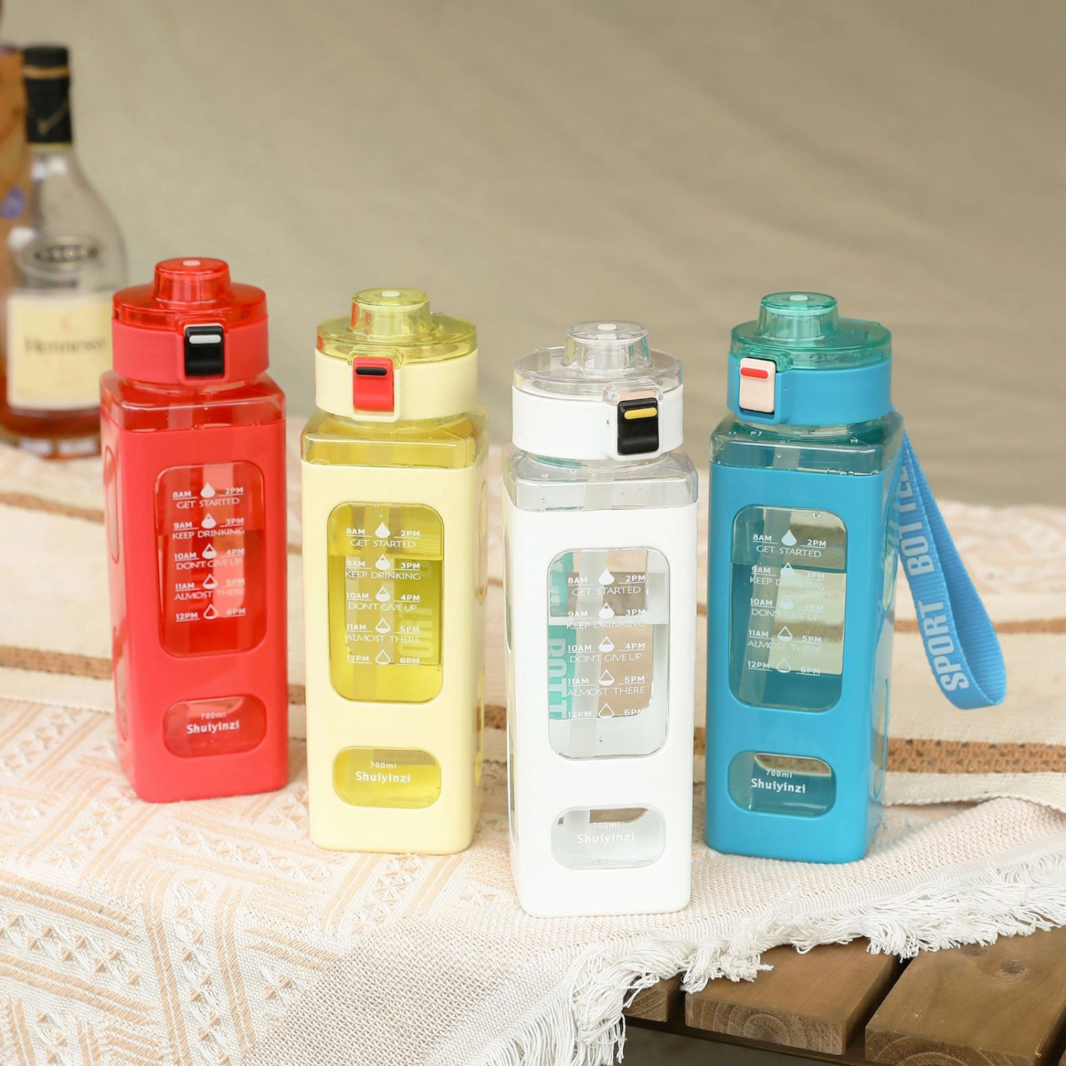 700ml Water Bottle Square High Capacity Portable Lanyard Leakproof Straw Type Outdoor Sports Drinking Bottle Milk Juice Water Cup for Gym
