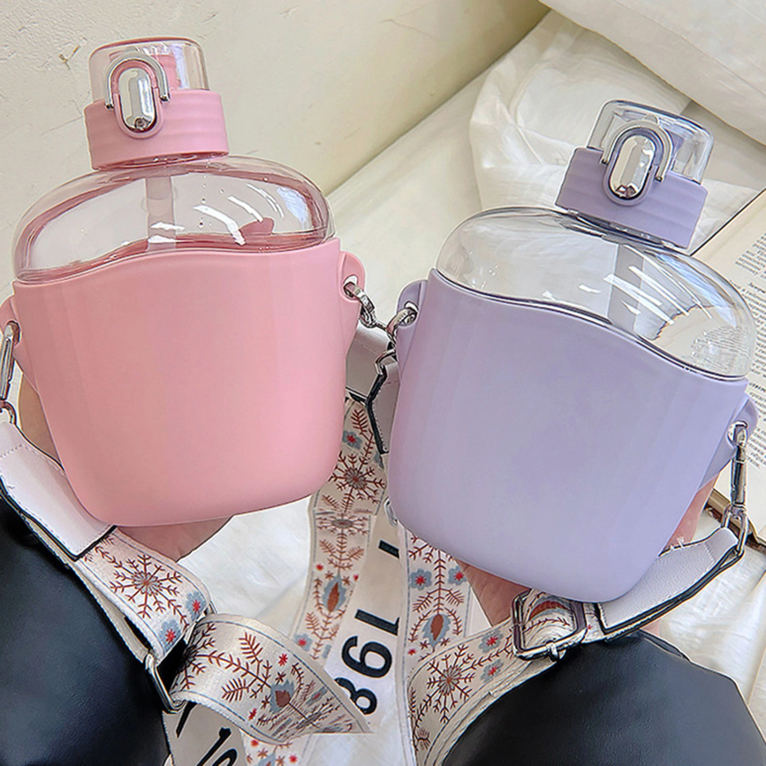700ml Water Cup with Straw Strap Design Big Belly Plastic Kids Girls Water Cup Drinkware Sport Outdoor for Student