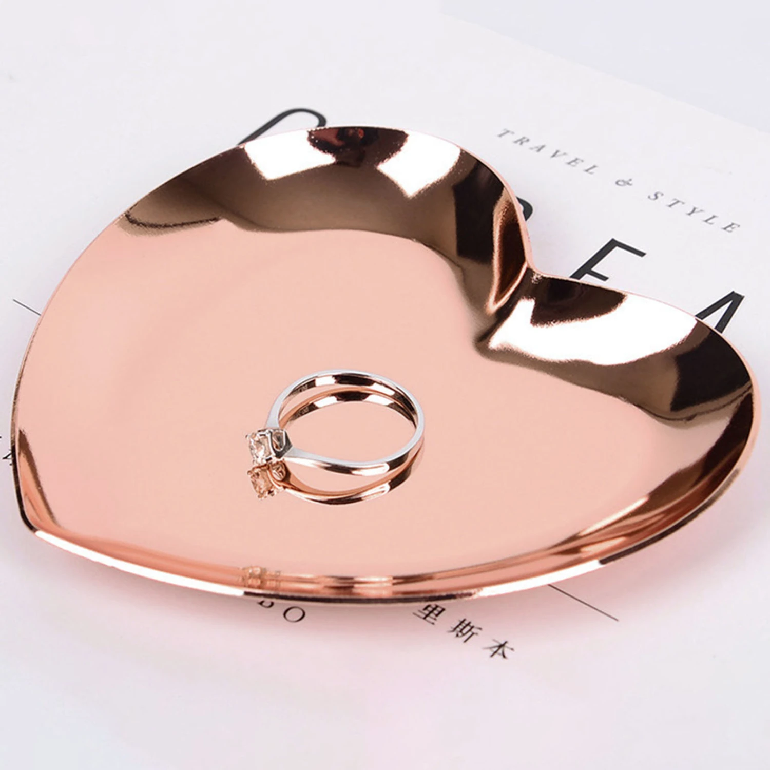 Bathroom Towel Dish Stackable Heart Shape Easy to Clean Metal Texture Sturdy Storage Anti-rust Stainless Steel Storage Iron Pan Household Supplies