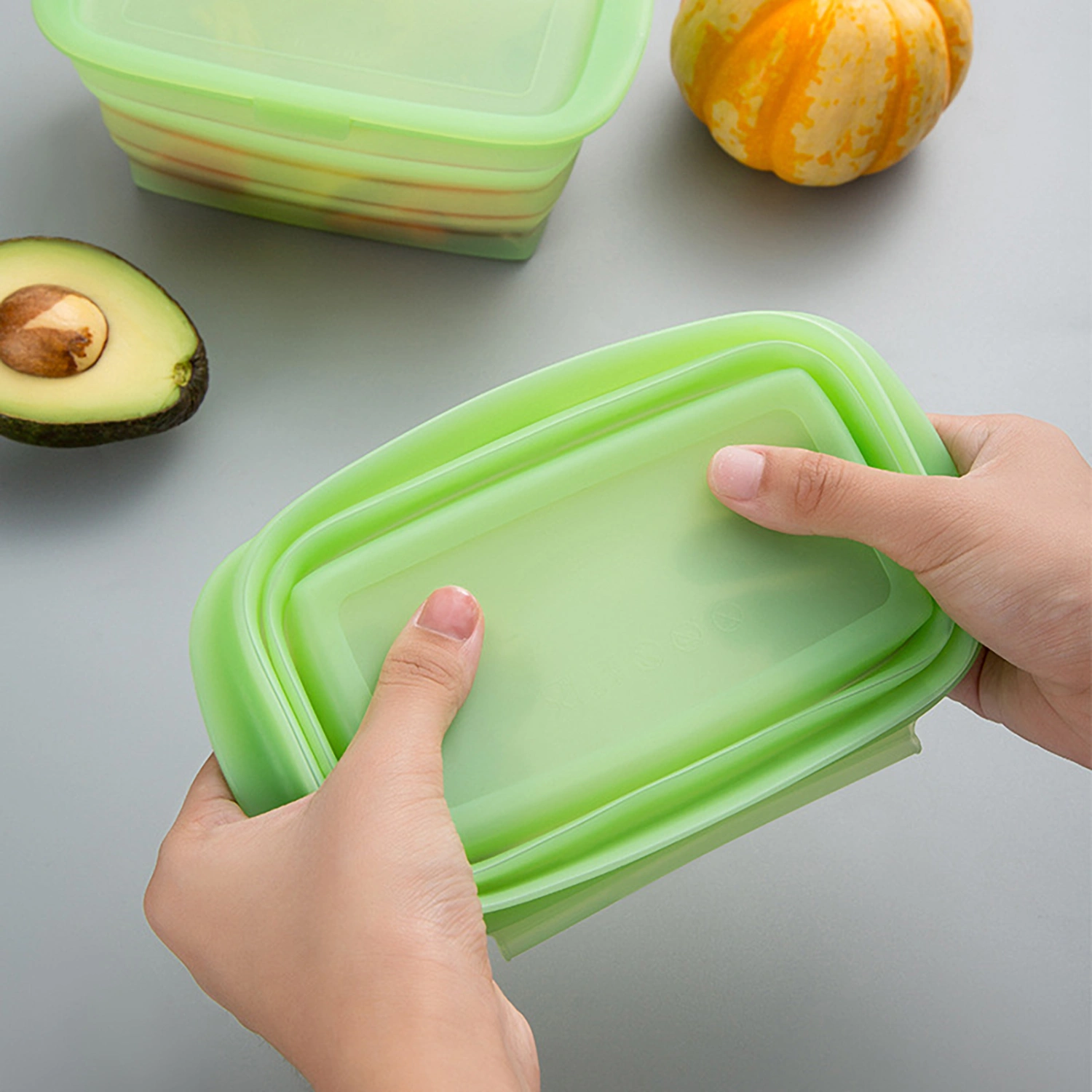 1L Food Container with Lid Good Sealing Heat-proof Cold Resistant Foldable Fruit Vegetable Food Organizer Kitchen Gadget