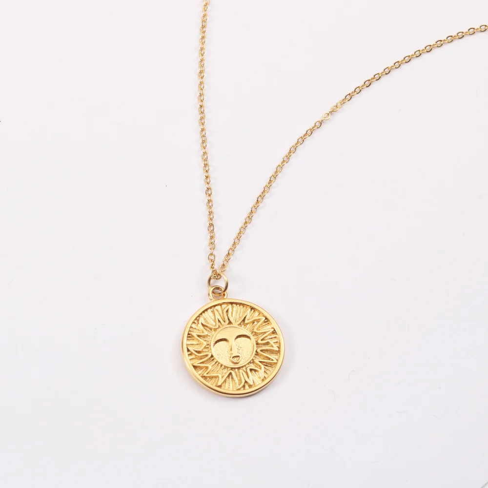 Women's Fashion Simple Vintage Round Pendant Necklace