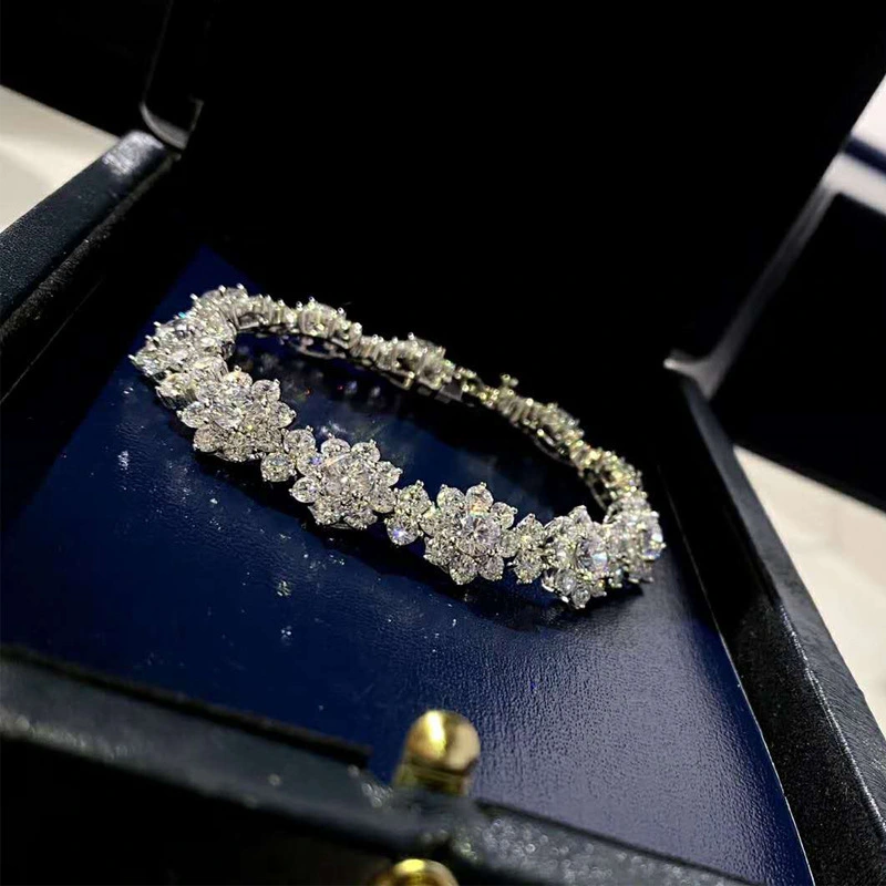 Women's Fashion Full Diamond Flower Bracelet