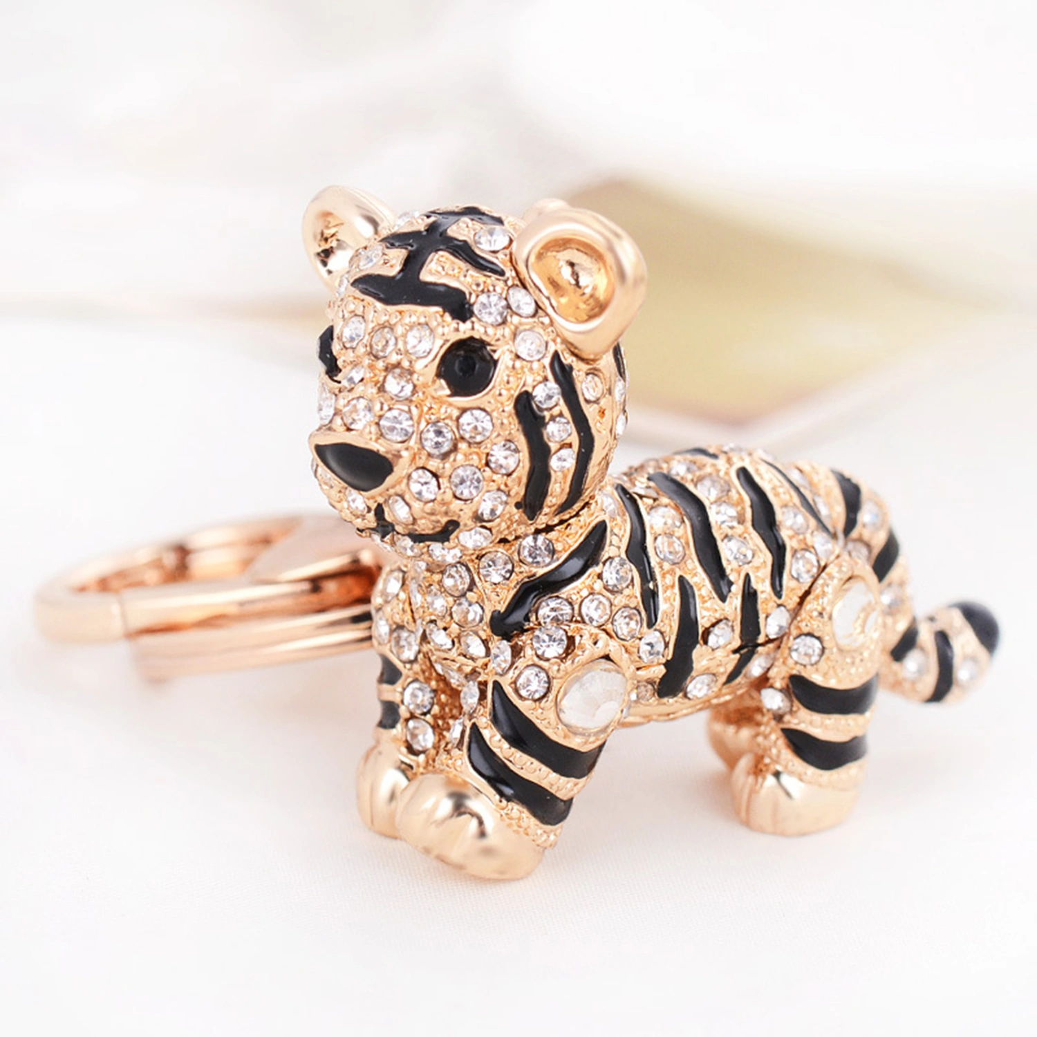 Decorative Key Chain Perfect Gifts Alloy Animal 3D Tiger Shape Keyring for Home