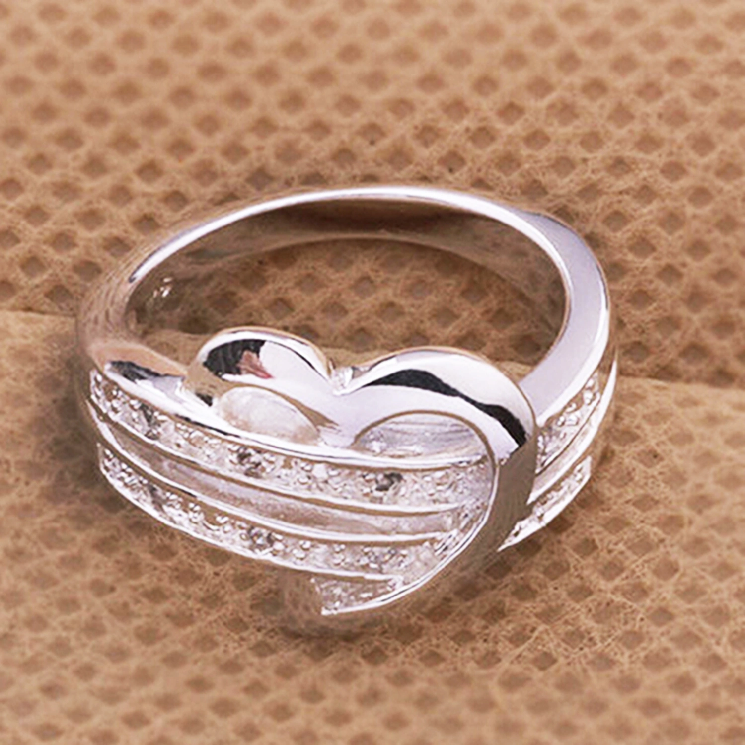 Ring Luxury Gorgeous Heart Shape Engagement Classic Bridal Ring for Gift