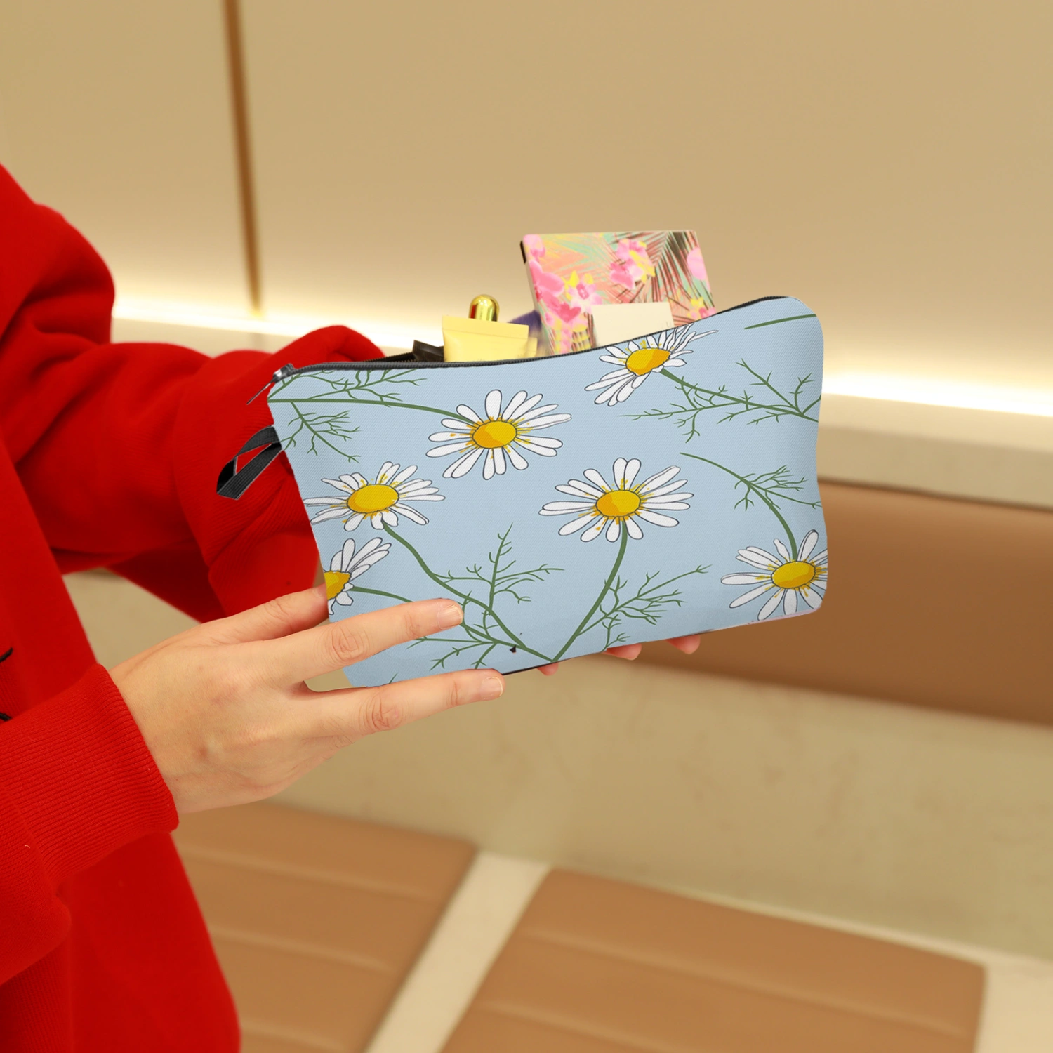 Makeup Bag Large Capacity Flower Print Lightweight Sweet Organizer Bag for Daily Use