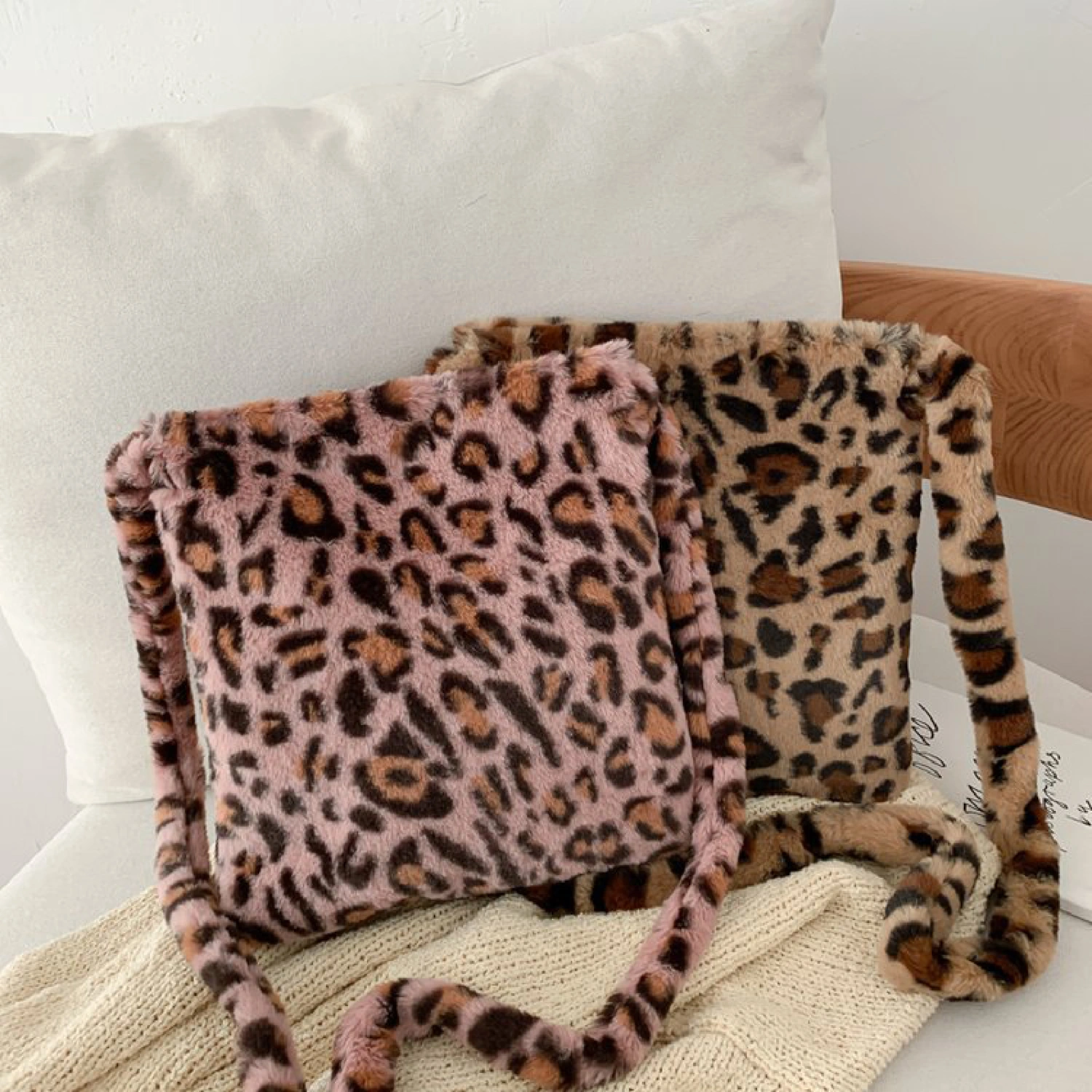 Crossbody Bag Women Leopard Print Plush Soft Shoulder Messenger Bag Shopping Bag