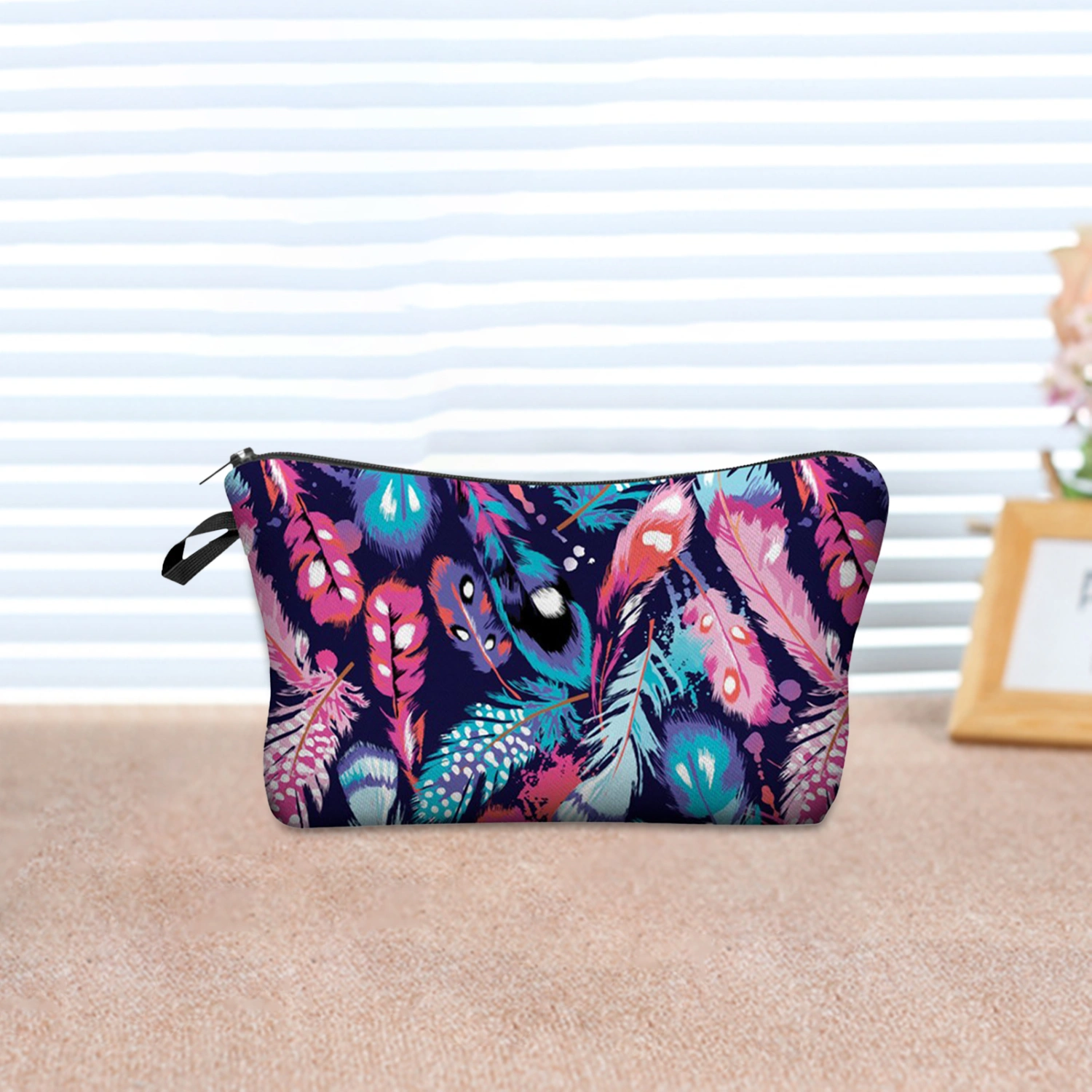 Makeup Bag Rose Large Capacity Storage 3D Print Multipurpose Lipsticks Pouch Handbag for Vacation