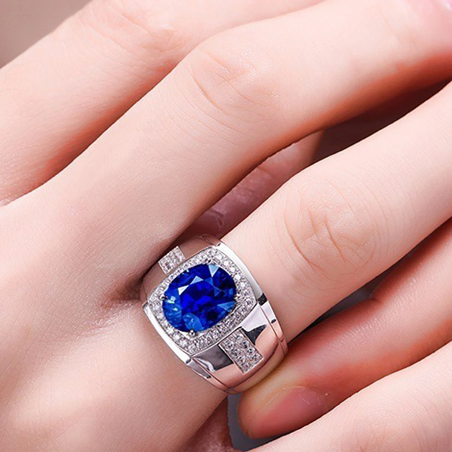 Luxury Men Cubic Zirconia Rhinestones Inlaid Finger Ring Jewelry Gift