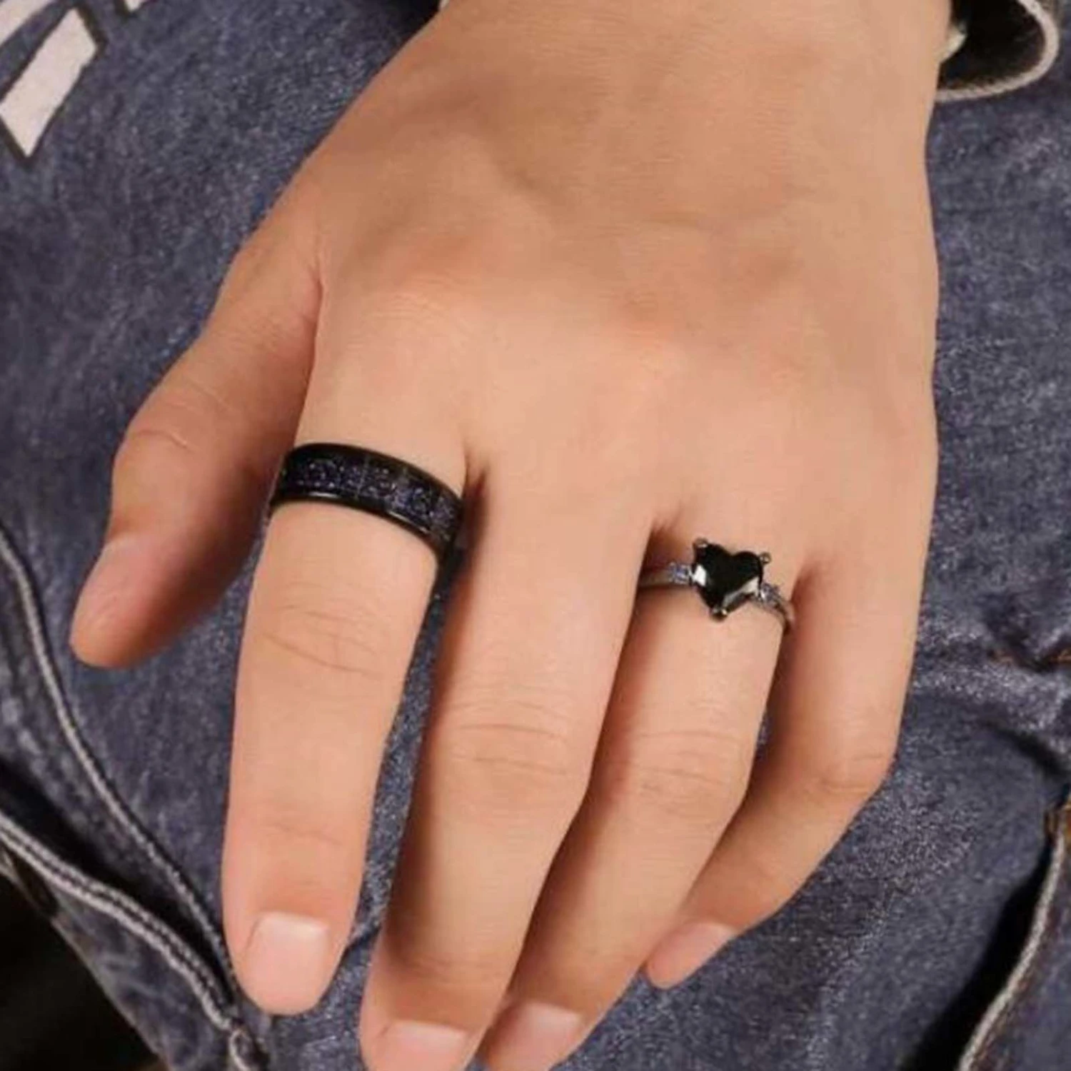 2Pcs/Set Wide Smooth Surface Couple Rings Alloy Heart Faux Gem Blue Line Finger Rings Charm Jewelry