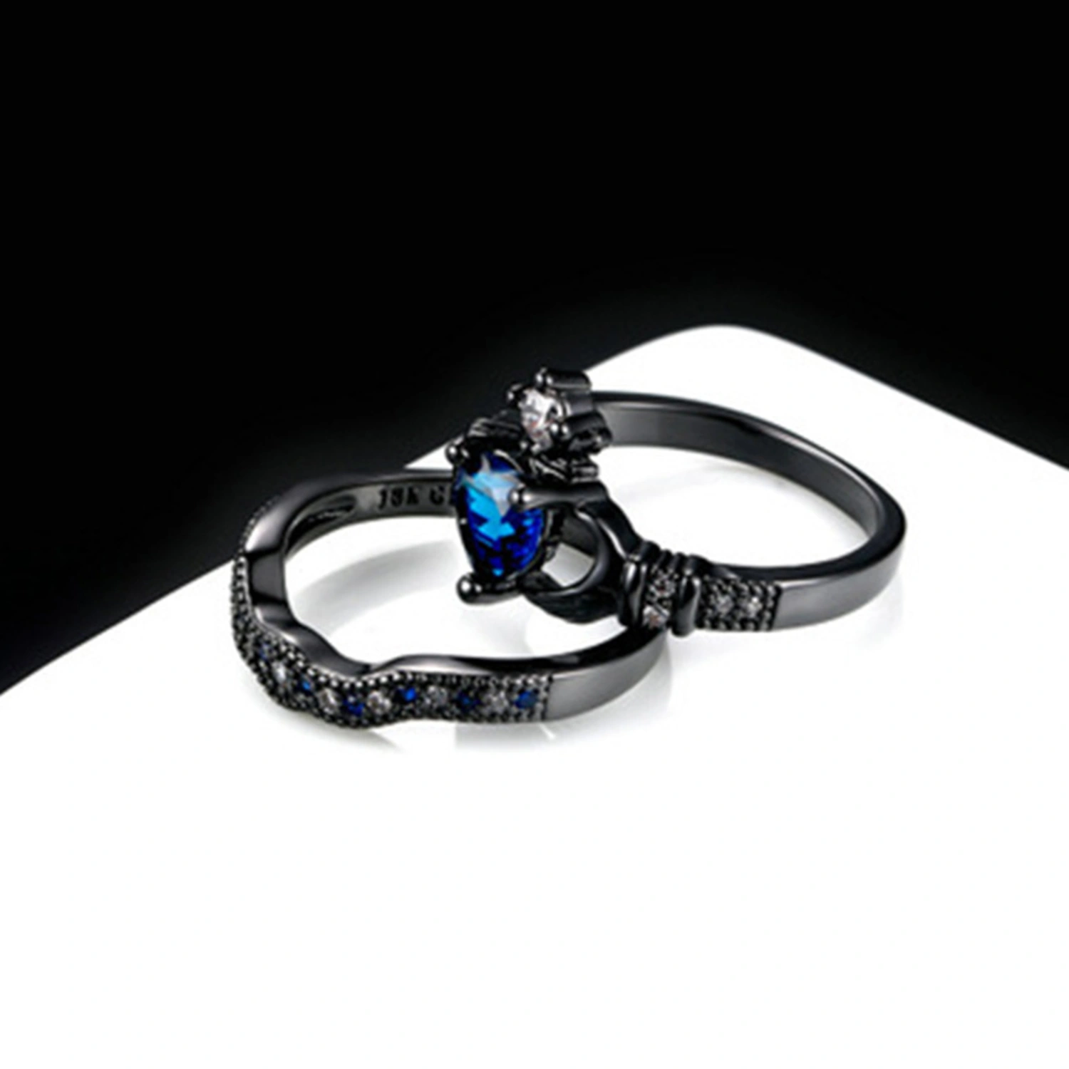 Women Ring Shiny Rhinestone Stainless Lightweight Couple Finger Ring for Valentine's Day