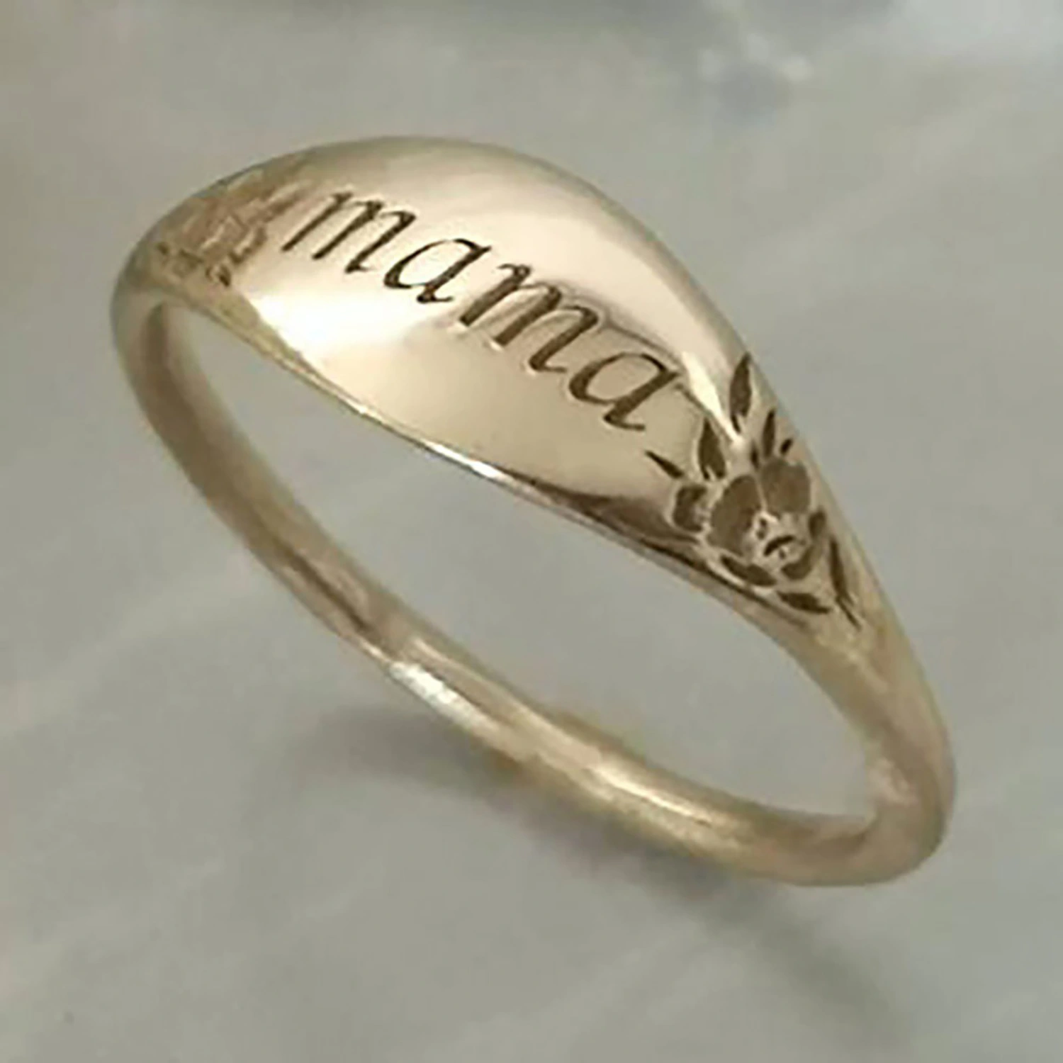 Women Mama Engraved Ring Family Anniversary Birthday Mothers Day Jewelry Gift