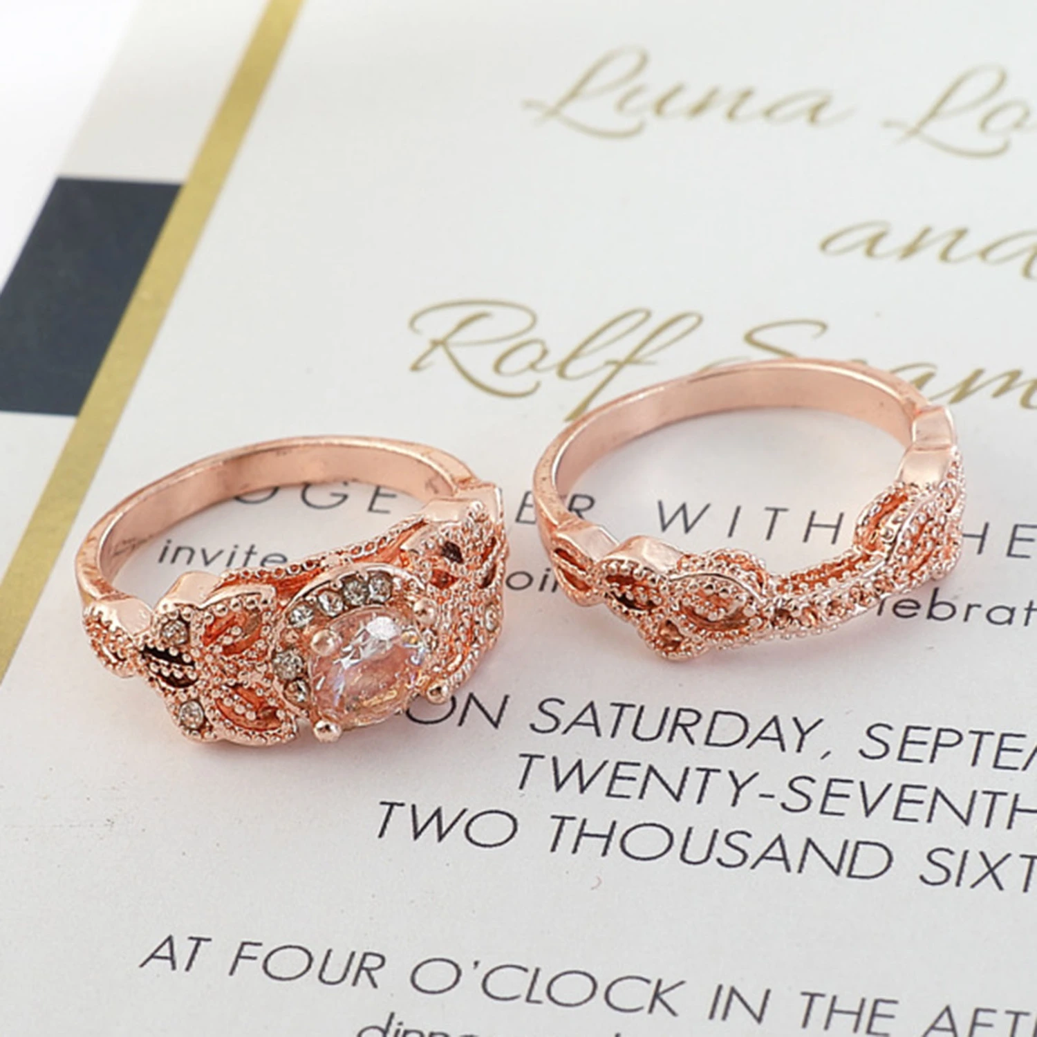 1 Set Lady Ring Rhinestone Inlaid Vintage Alloy Round Women Circlet for Proposal