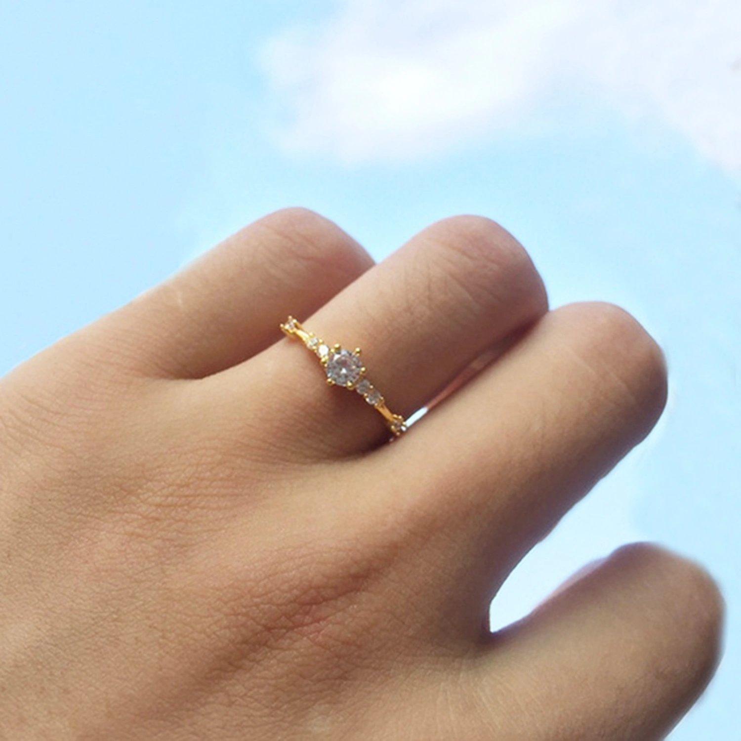 Ring Rhinestone Inlaid Anti-Rust Metal Ladies Engagement Finger Band for Birthday