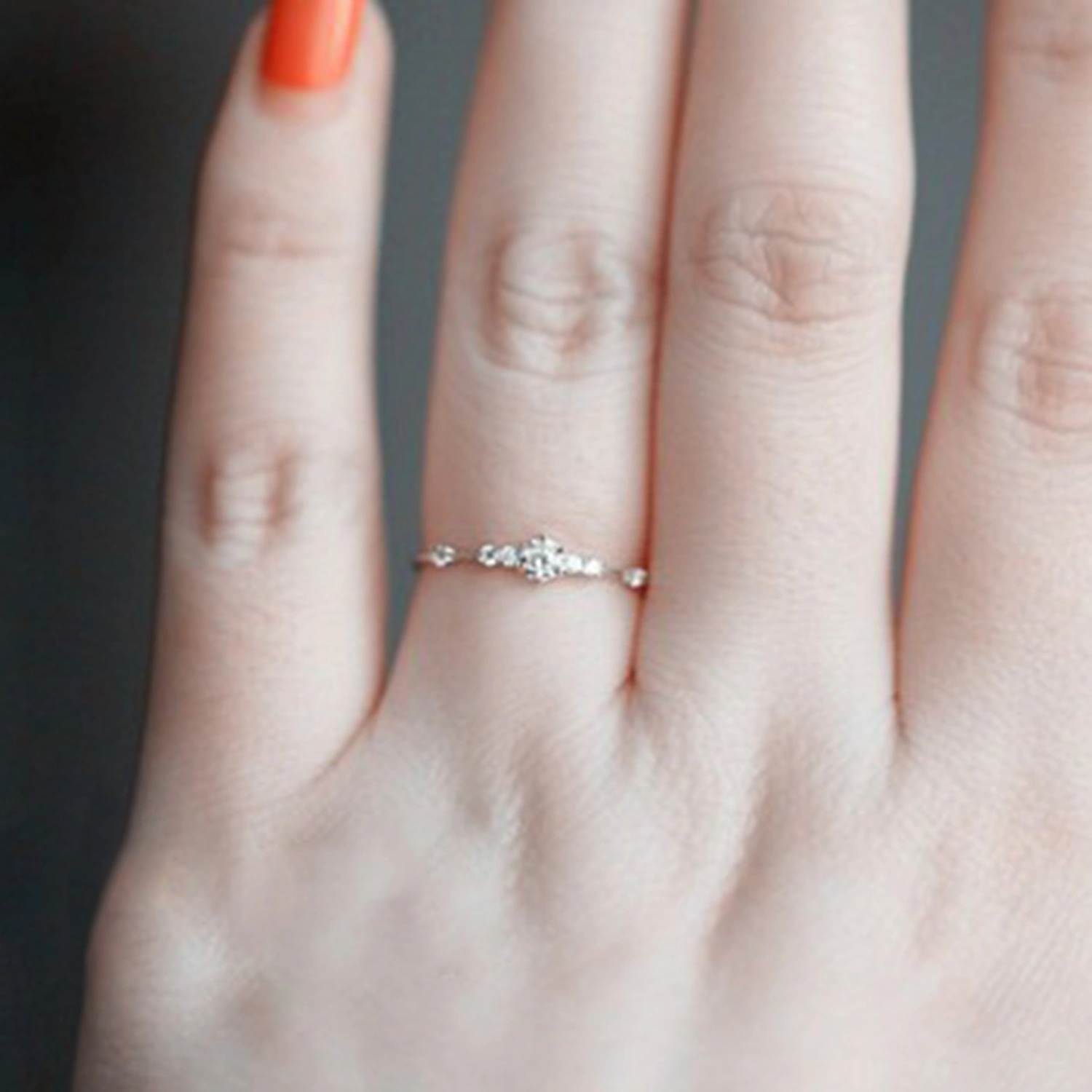 Ring Rhinestone Inlaid Anti-Rust Metal Ladies Engagement Finger Band for Birthday