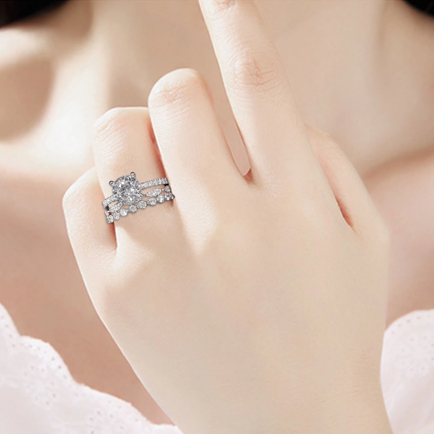 Women Ring Three Layers Rhinestones Jewelry Fashion Appearance Exquisite Finger Ring for Wedding