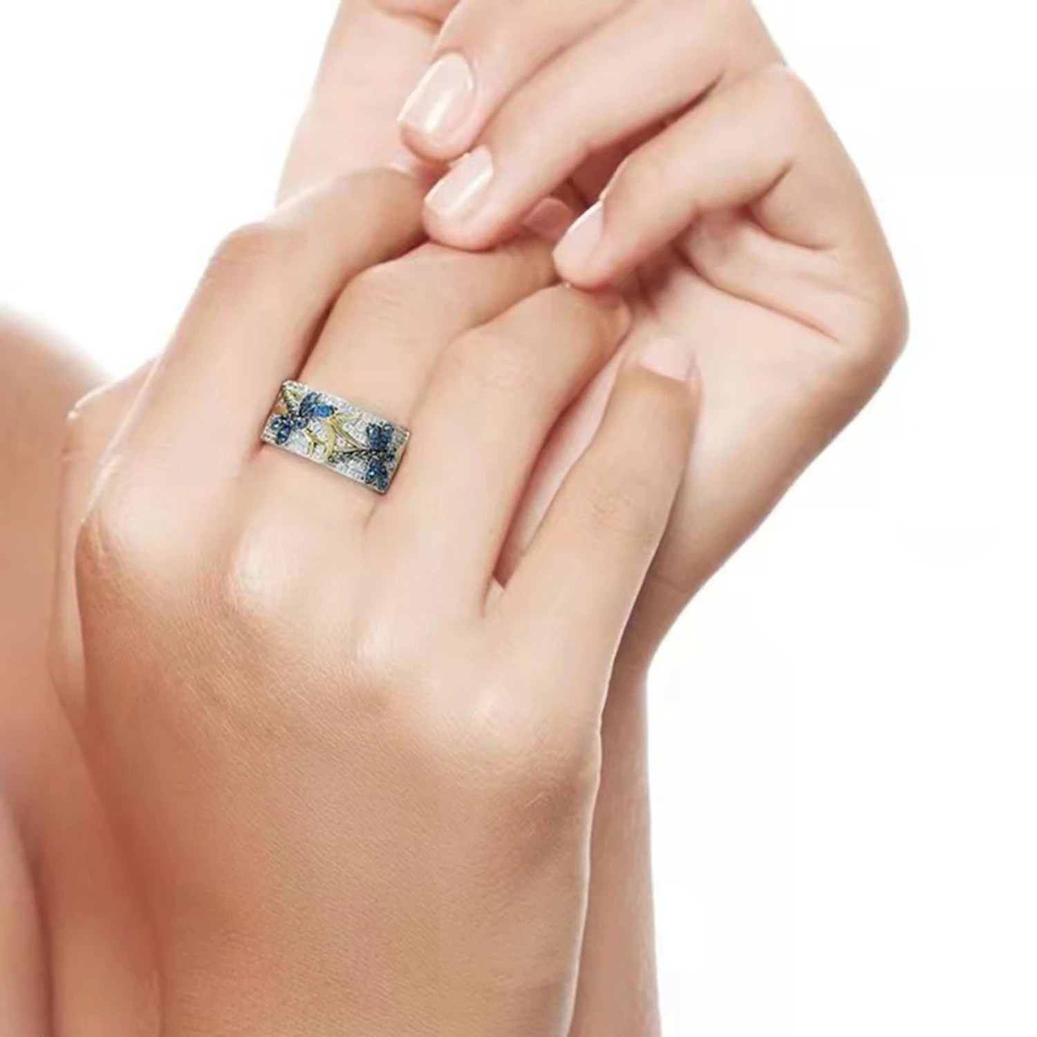 Women Ring Dragonfly Rhinestones Jewelry Plated Bright Luster Ring for Daily Wear