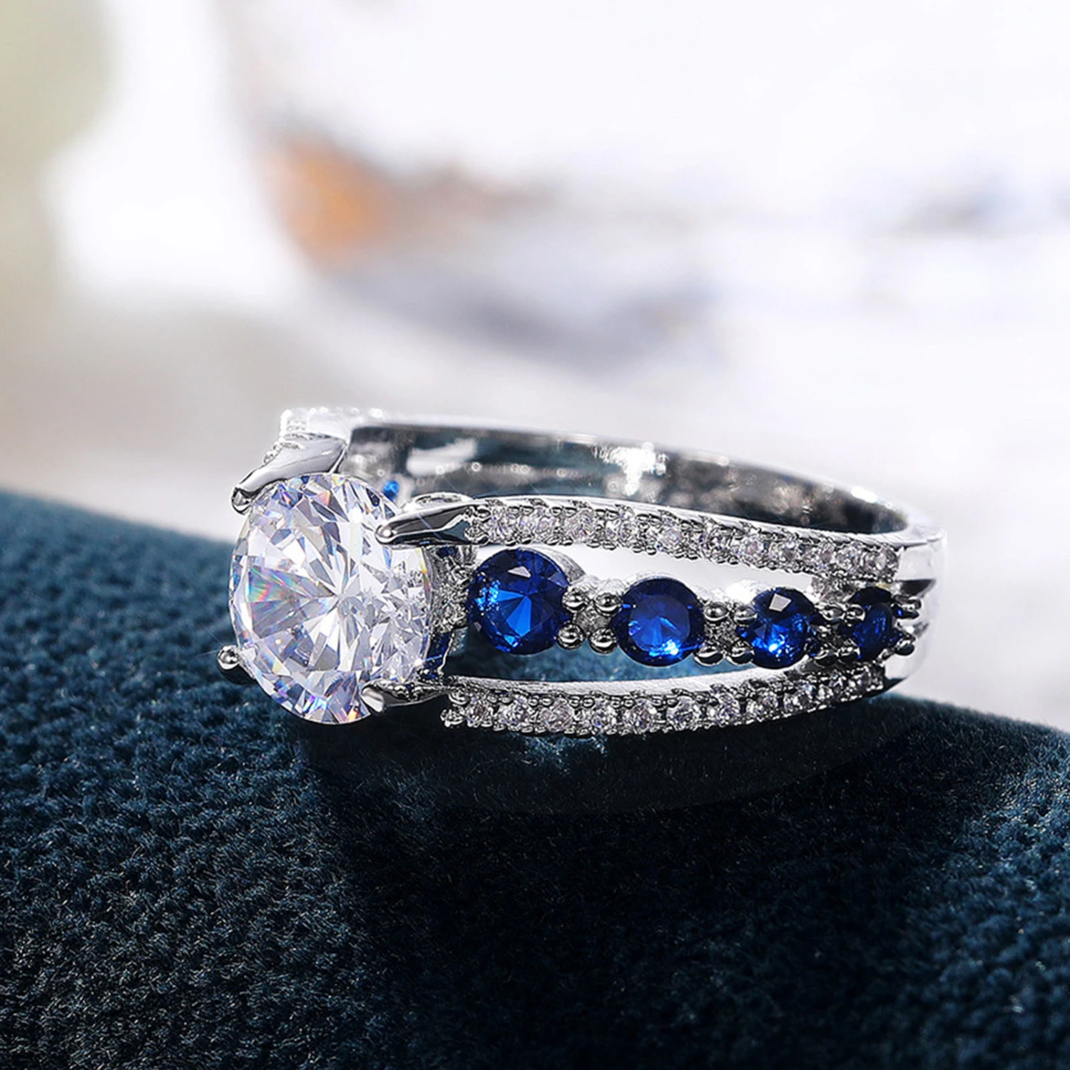 Women Ring Hollow Out Blue Cubic Zirconia Jewelry Rhinestones Finger Ring Birthday Gift