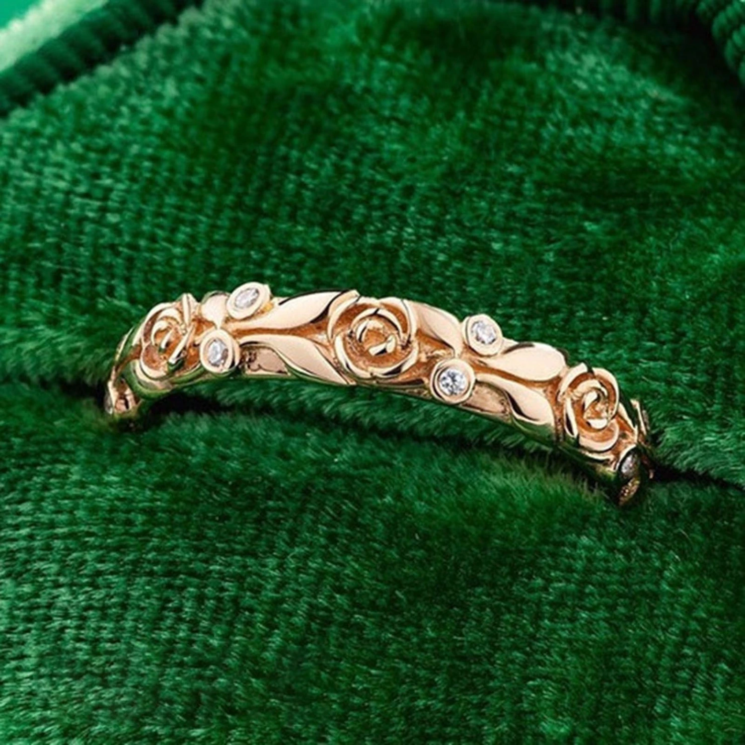 Women Ring Rose Rhinestones Jewelry Sparkling Bright Luster Finger Ring for Wedding
