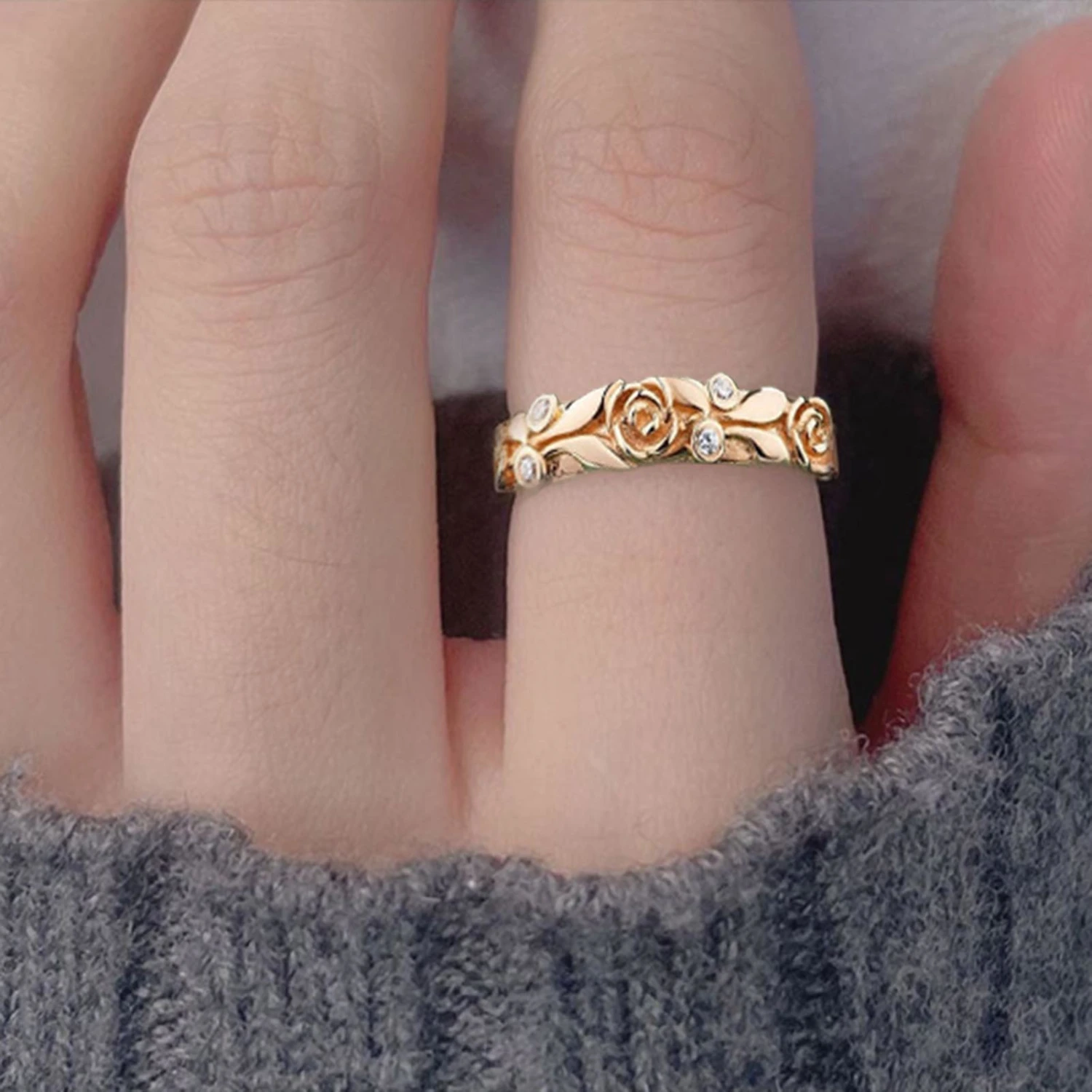 Women Ring Rose Rhinestones Jewelry Sparkling Bright Luster Finger Ring for Wedding
